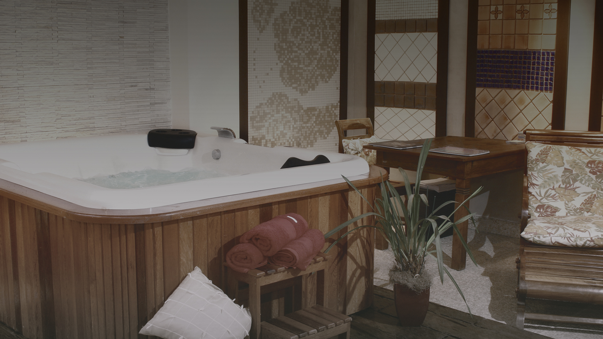 SPA Iberspacril Retangular 5 Lugares Premium